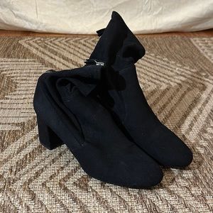 LIKE NEW! Zara Ankle Booties!